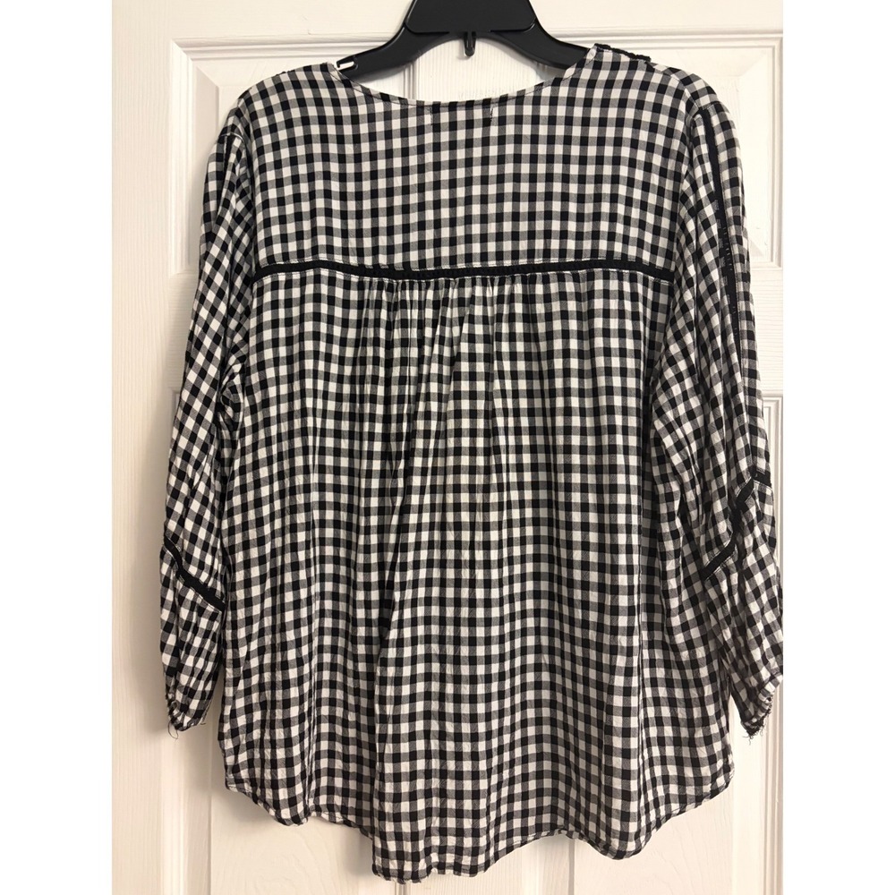 Studio Woman Gingham Lace Trim V-Neck Blouse Black White 1X SwingTop - Picture 5 of 8
